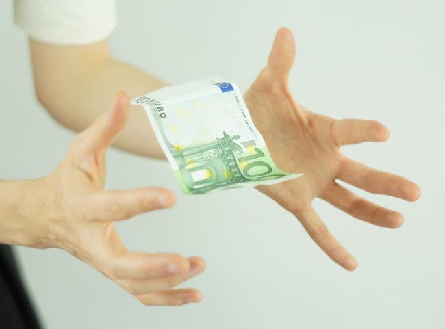 Geld sparen Anlegen Finanzen Euro