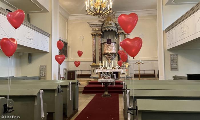 Die Lorenzkirche in Hof bei der Aktion "Einfach Heiraten". 