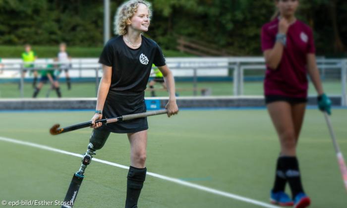 Annika Wein beim Hockeytraining