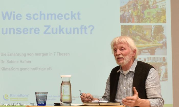 Ein Mann mit Bart