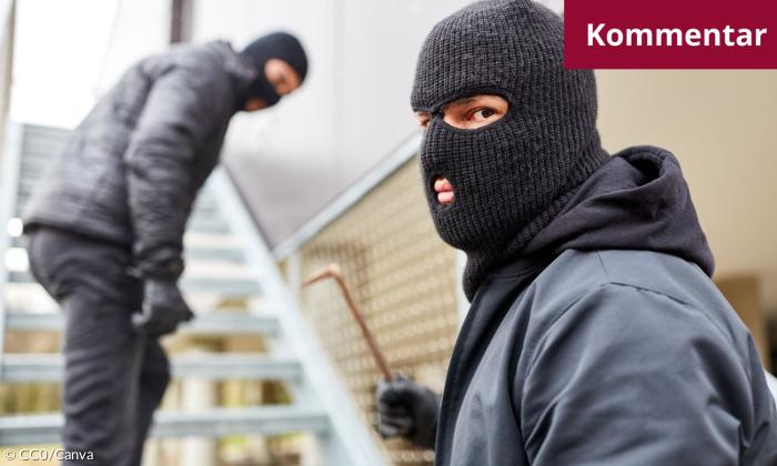Männer mit Skimasken und Einbruchswerkzeug