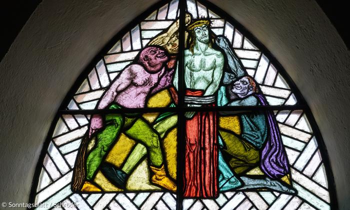 Paul Horst-Schulze: Das Geißelungsfenster in der Oberammergauer Kreuzkirche.