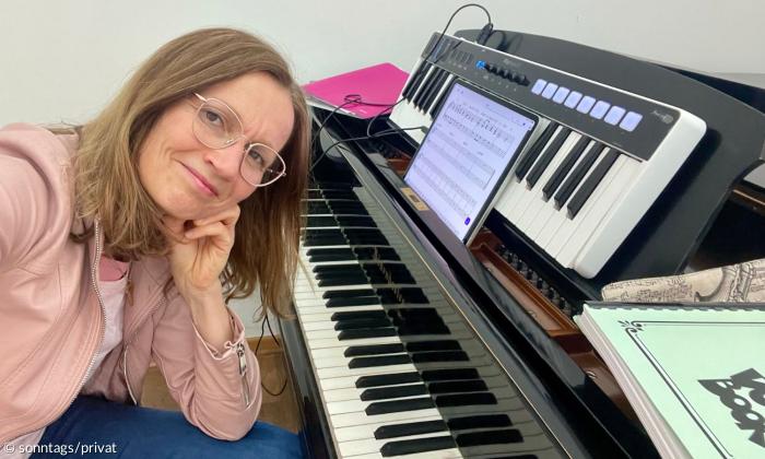 Die Musikerin Carina Becher hat zur Jahreslosung für 2025 einen Song geschrieben