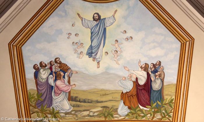 Eine Darstellung, in der Jesus über den Jüngern schwebt, umgeben von Engeln