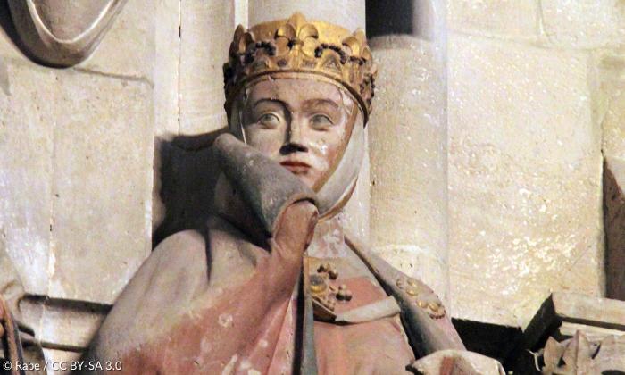 Uta von Naumburg: berühmte Stifterfigur und pangermanische Ikone.