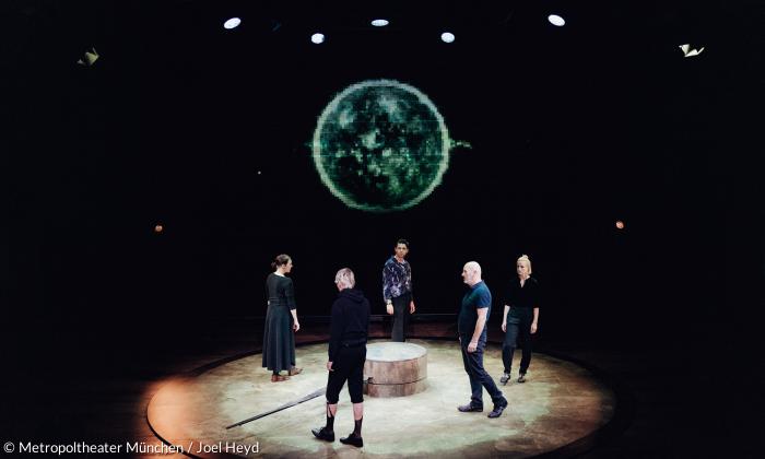 "Chronik der laufenden Entgleisungen" im Münchner Metropoltheater.