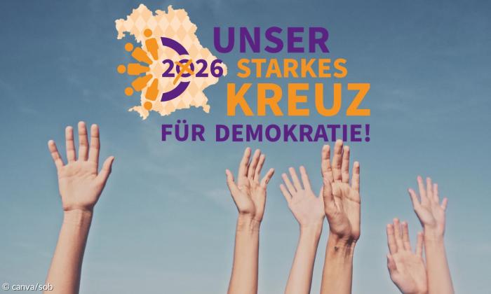 Hände strecken sich zu einem Logo hoch