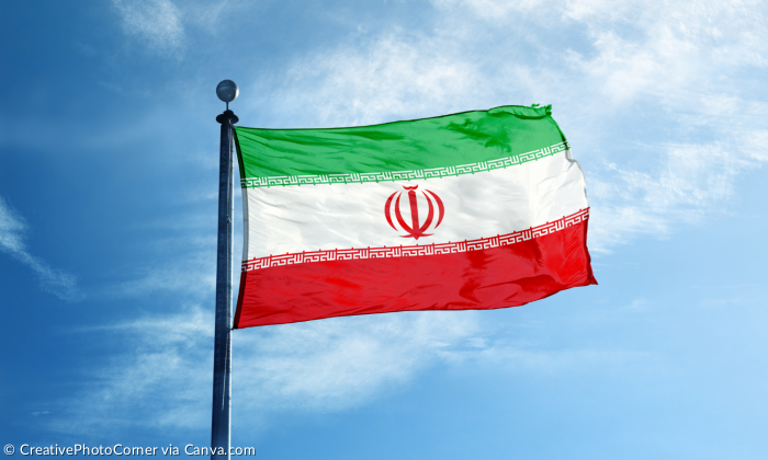 Iranische Flagge im Himmel