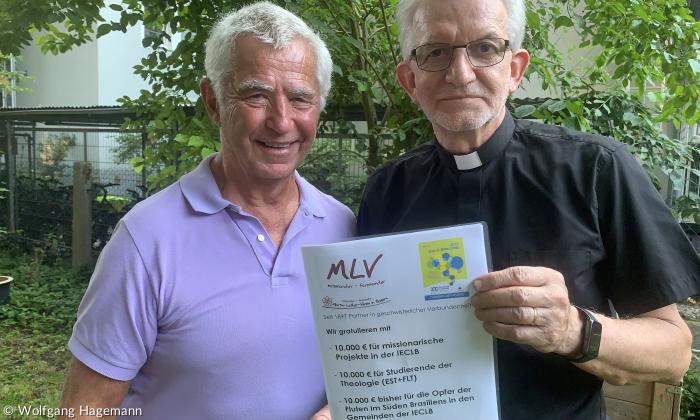 Wolfgang Hagemann (links) und Kirchenpräsident em. Nestor Friedrich