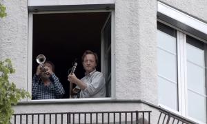 Zusammenhalt im Münchner Westend: Ein Viertel lebt Solidarität | Lebensformen