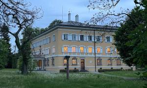 Ein Schloss
