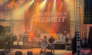 Münchener Freiheit beim Augsburger Stadtsommer 2024