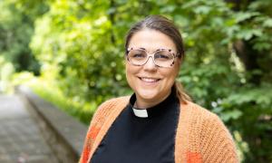 Fürther Pfarrerin Sabrina Kielon 