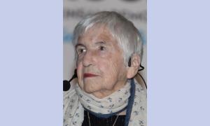 Esther Bejanaro