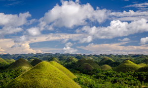 Die Chocolate Hills auf den Philippinen 