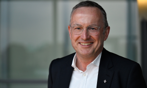 Porträt von Landesbischof Christian Kopp