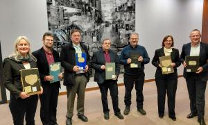 Pfarrbeschreibungen im Landeskirchlichen Archiv