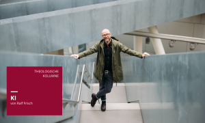 Ralf Frisch angelehnt auf einer Treppe aus Beton