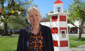 Porträt von Christiane Raabe, Direktorin der Internationalen Jugendbibliothek (IJB) München